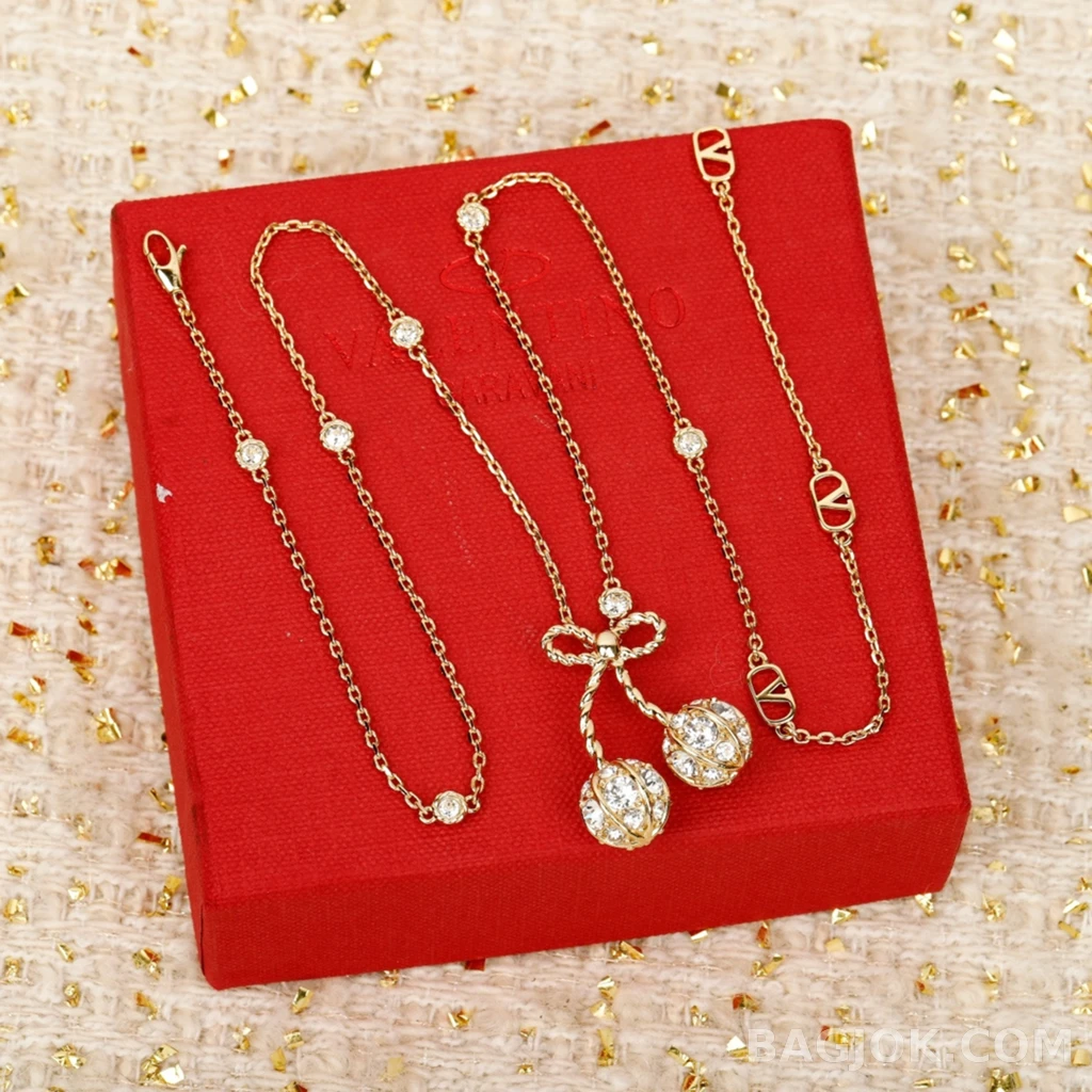 발렌티노 Valentino 체리 풀스톤 목걸이 상세 이미지