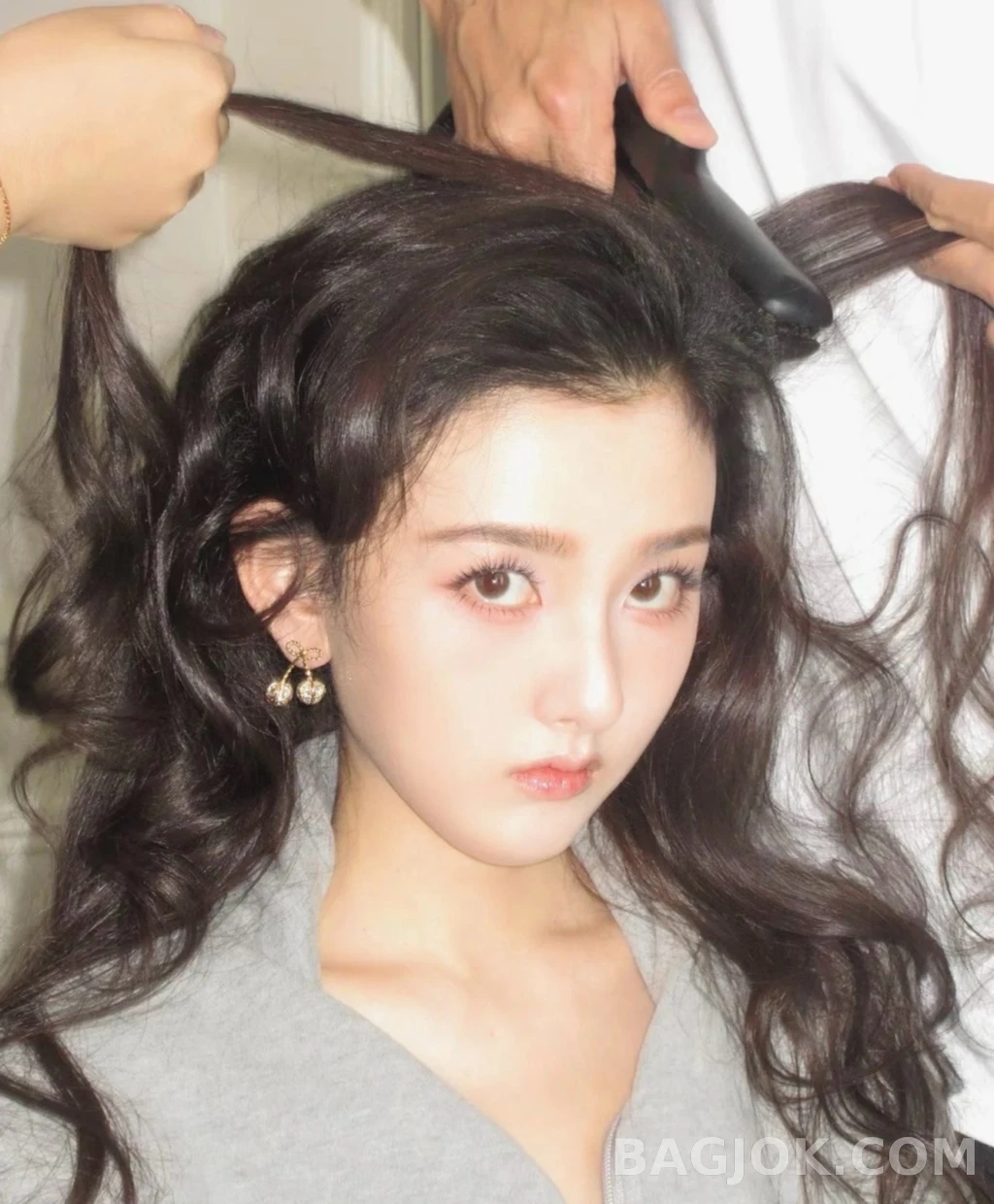 발렌티노 Valentino 체리 풀스톤 귀걸이 상세 이미지