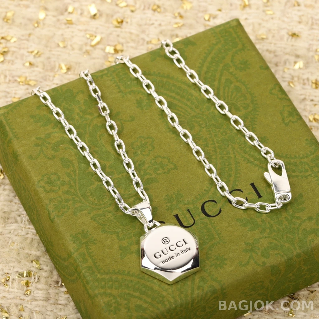 구찌 Gucci 헥사곤 펜던트 목걸이 상세 이미지