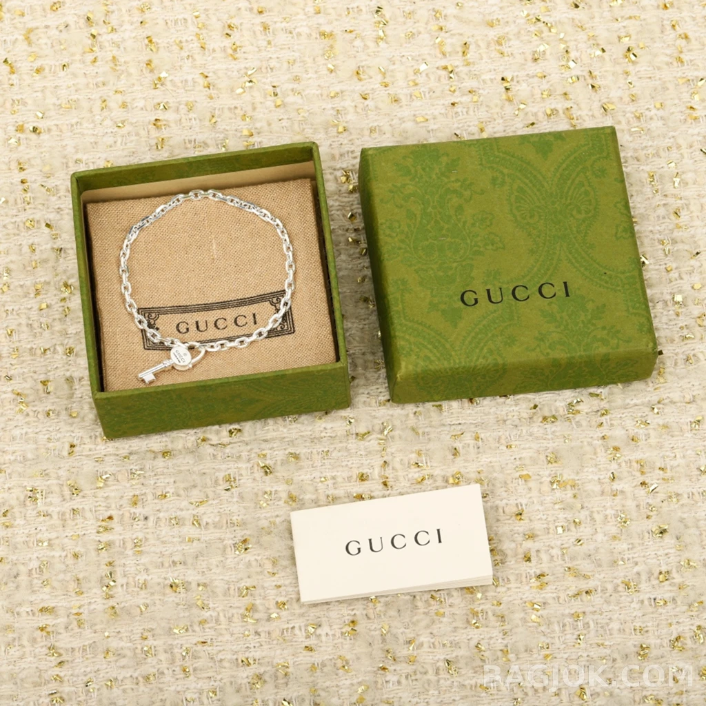 구찌 Gucci 키 참 팔찌 상세 이미지