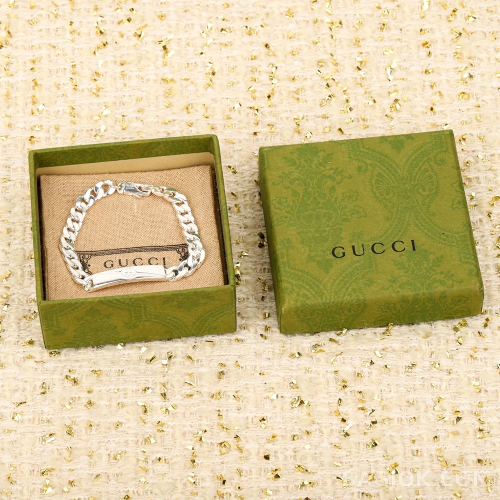 구찌 Gucci 더블G 플레이트 팔찌 상세 이미지