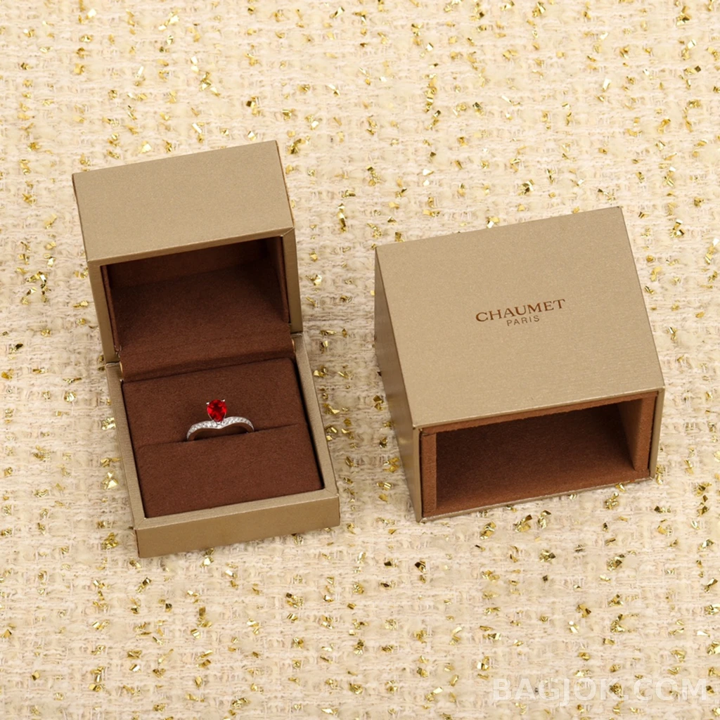 쇼메 Chaumet Joséphine 레드 스톤 반지 상세 이미지