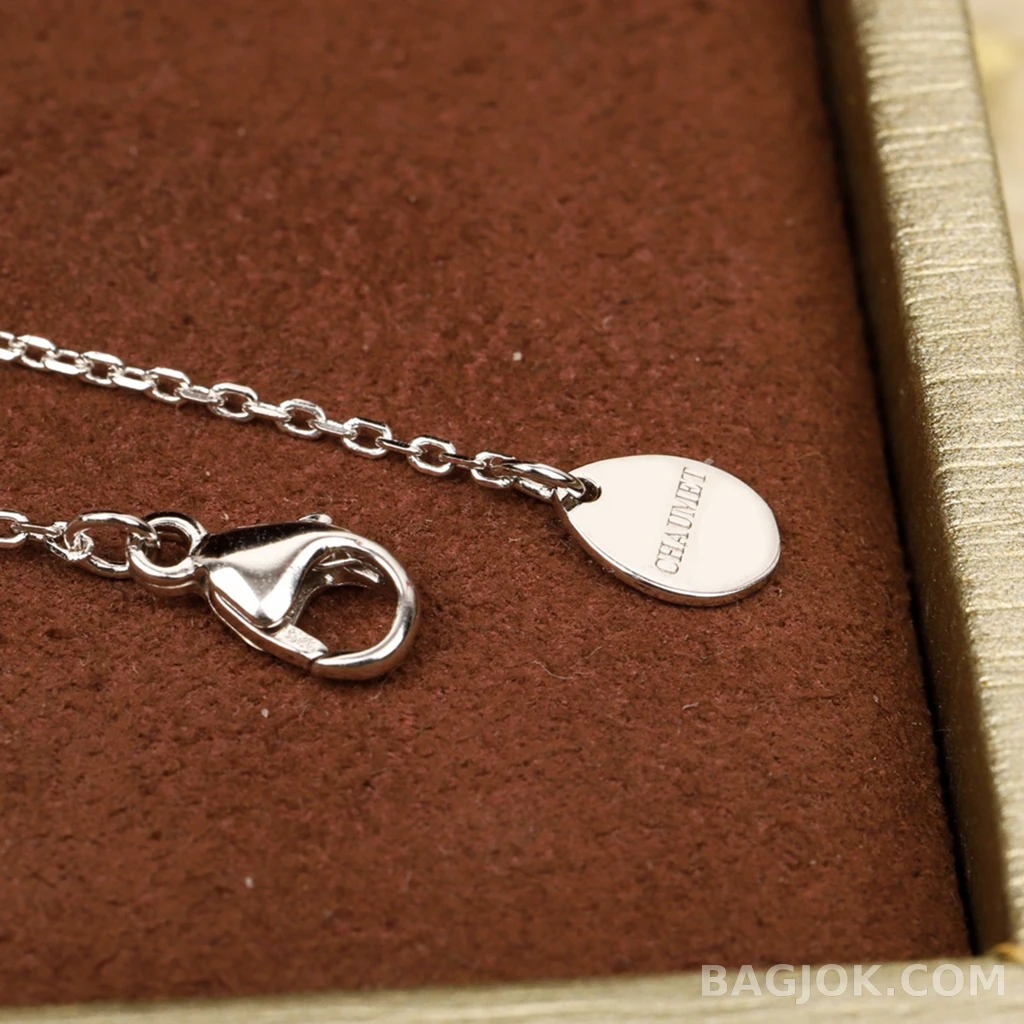 쇼메 Chaumet Joséphine V라인 레드 스톤 목걸이 상세 이미지