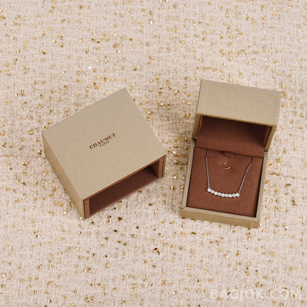 쇼메 Chaumet Bee My Love 헥사곤 바 목걸이 상세 이미지