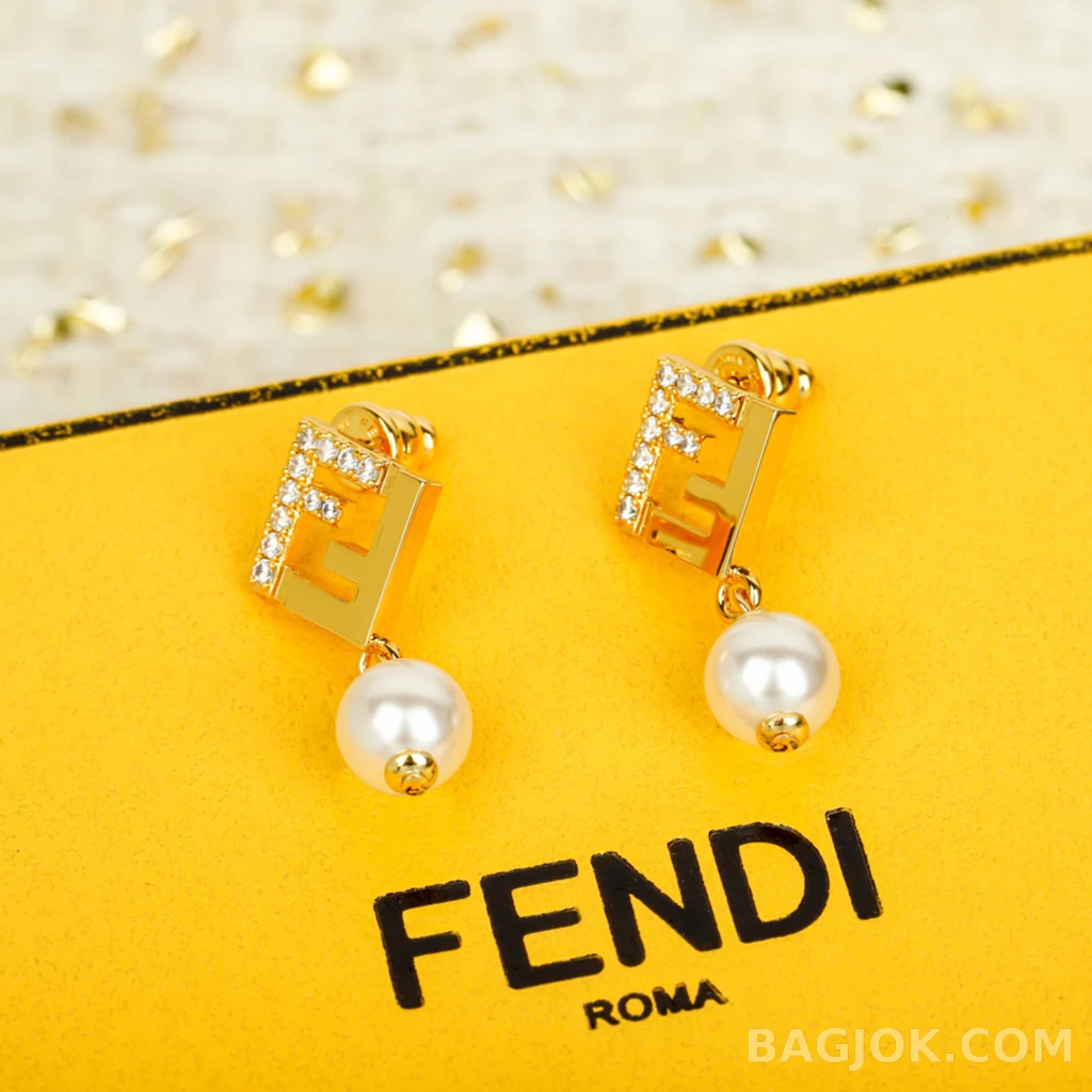 펜디 Fendi 로고 펄 귀걸이 상세 이미지