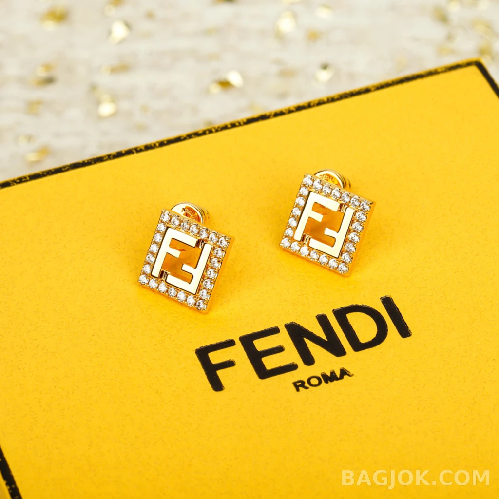 펜디 Fendi 로고 풀스톤 스터드 귀걸이 상세 이미지