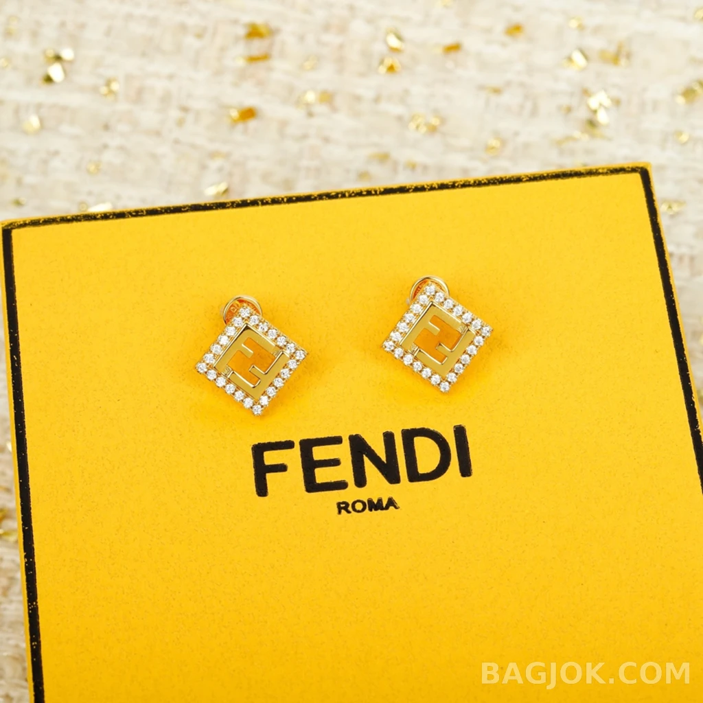 펜디 Fendi 로고 풀스톤 스터드 귀걸이 상세 이미지