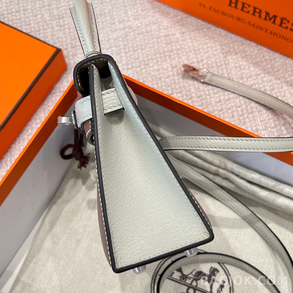 에르메스 Hermes 미니 켈리 Ⅱ 19 쉐브르 상세 이미지