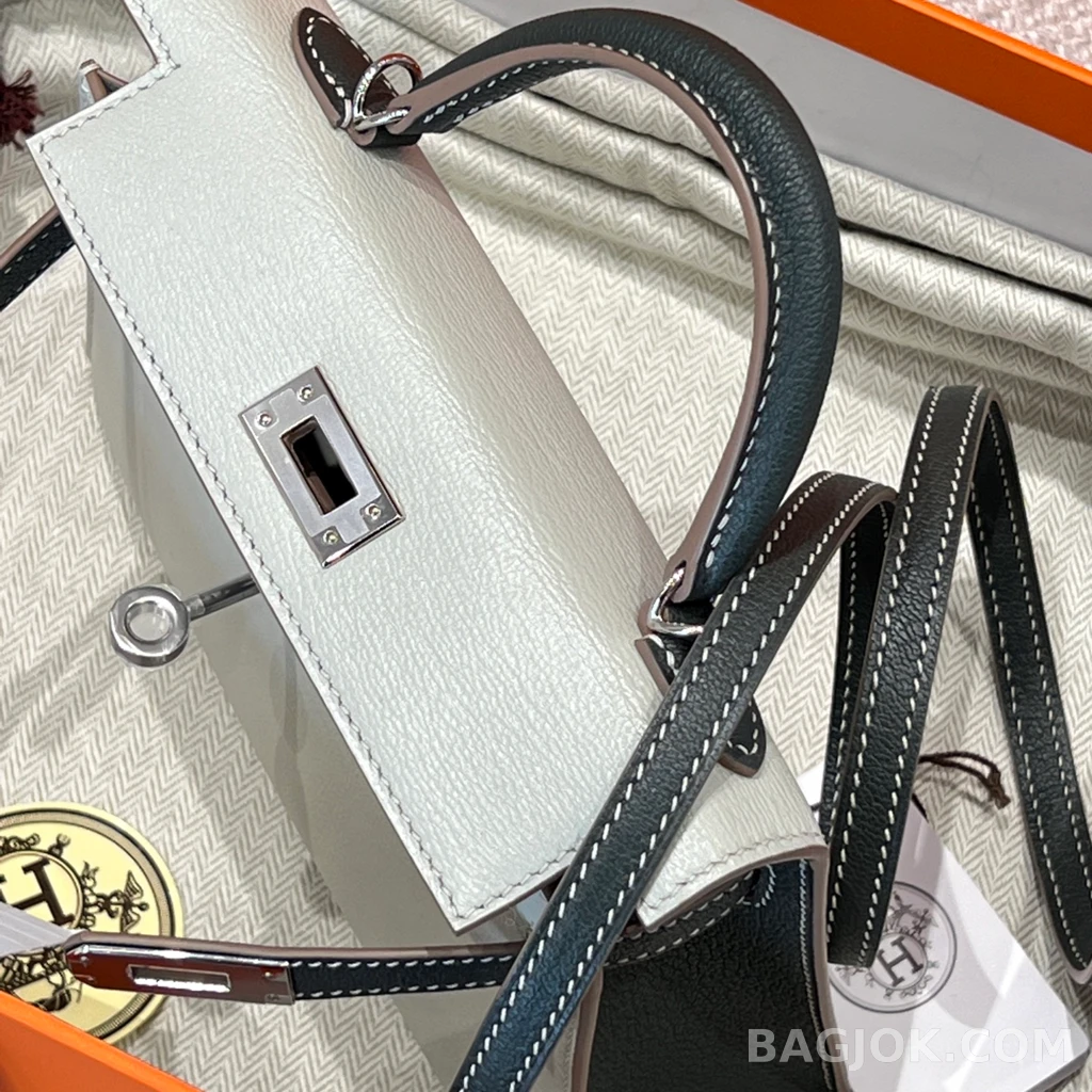 에르메스 Hermes 미니 켈리 Ⅱ 19 쉐브르 상세 이미지