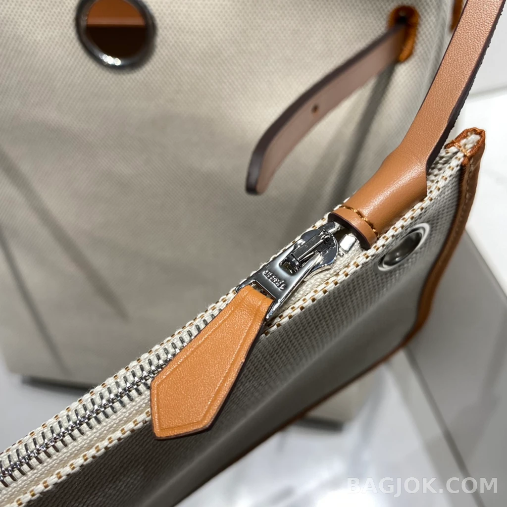 에르메스 Hermes A Dos Zip 백팩 상세 이미지
