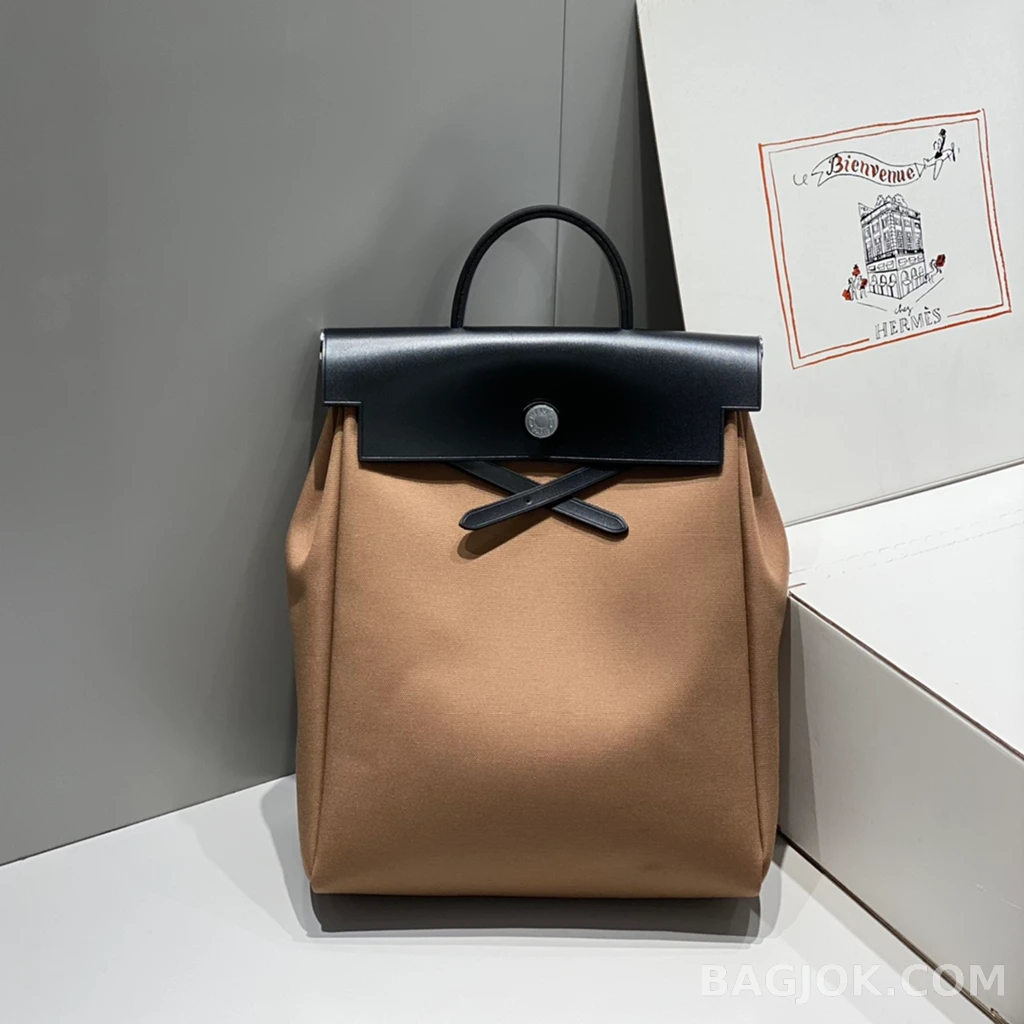 에르메스 Hermes A Dos Zip 백팩 상세 이미지
