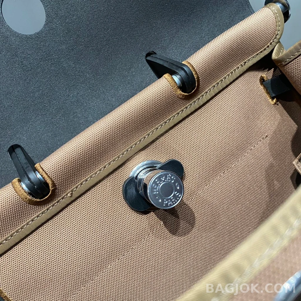 에르메스 Hermes A Dos Zip 백팩 상세 이미지