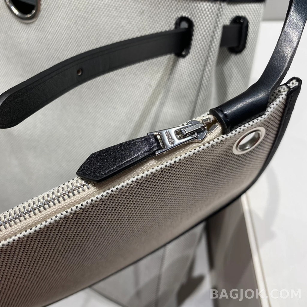 에르메스 Hermes A Dos Zip 백팩 상세 이미지