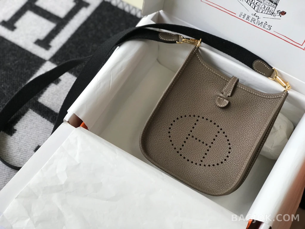 에르메스 Hermes 에블린 18 TC 카프스킨 ver.1 상세 이미지