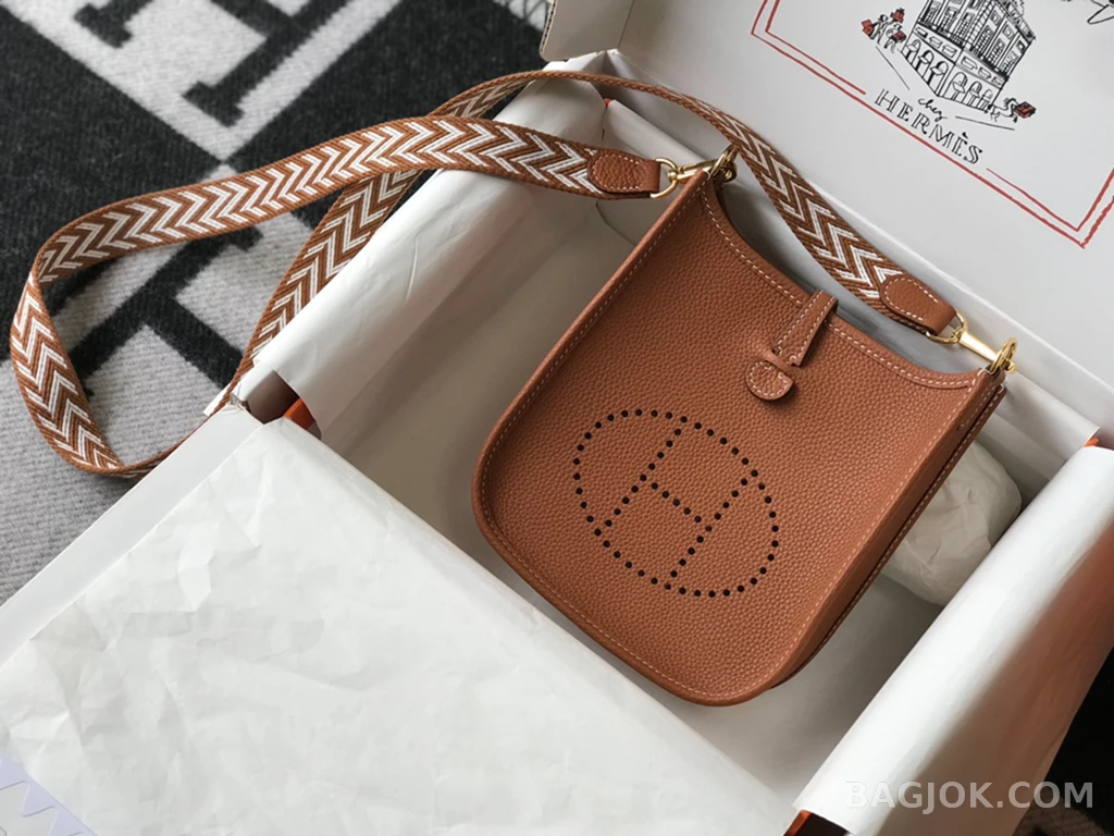 에르메스 Hermes 에블린 18 TC 카프스킨 ver.1 상세 이미지
