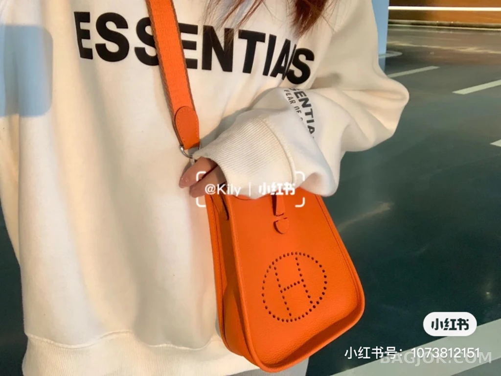에르메스 Hermes 에블린 18 TC 카프스킨 ver.2 상세 이미지