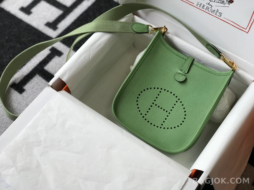 에르메스 Hermes 에블린 18 TC 카프스킨 ver.2 상세 이미지