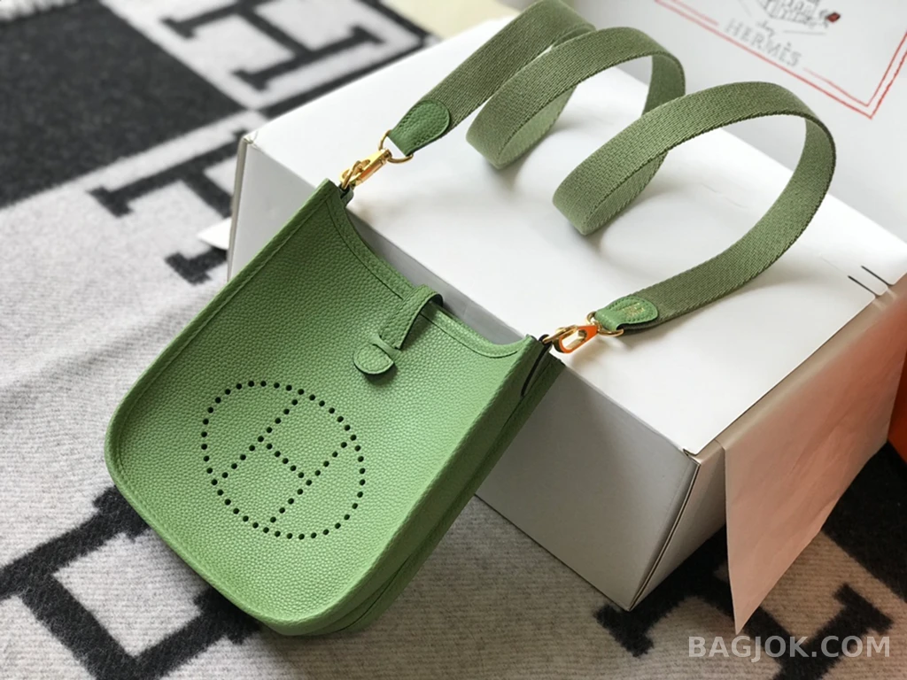 에르메스 Hermes 에블린 18 TC 카프스킨 ver.2 상세 이미지