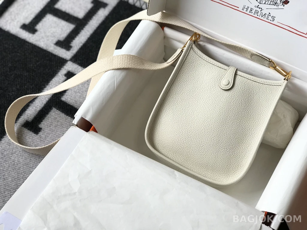에르메스 Hermes 에블린 18 TC 카프스킨 ver.2 상세 이미지