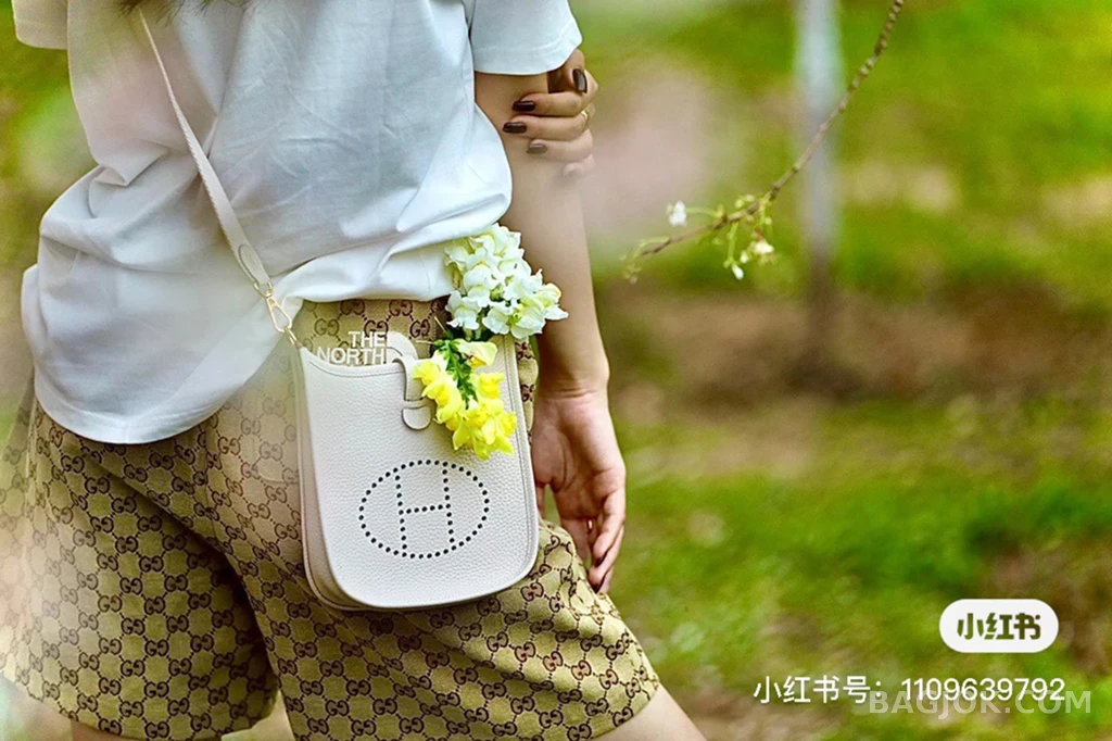 에르메스 Hermes 에블린 18 TC 카프스킨 ver.2 상세 이미지