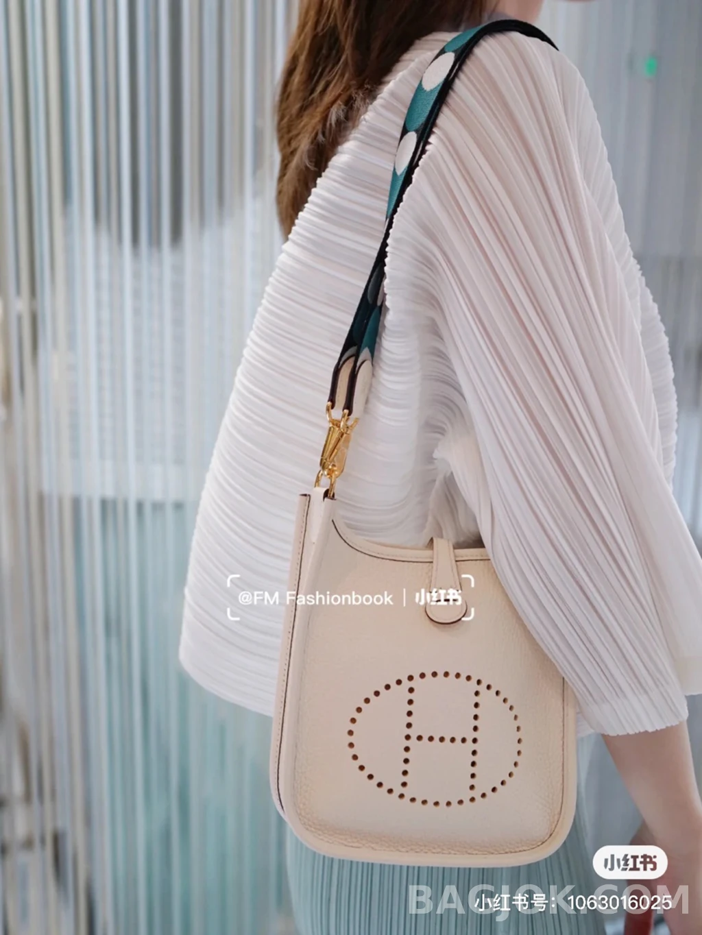 에르메스 Hermes 에블린 18 TC 카프스킨 ver.2 상세 이미지