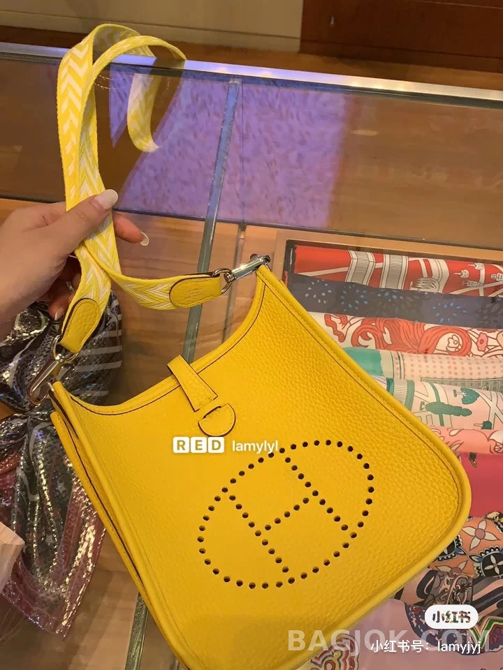에르메스 Hermes 에블린 18 TC 카프스킨 ver.2 상세 이미지