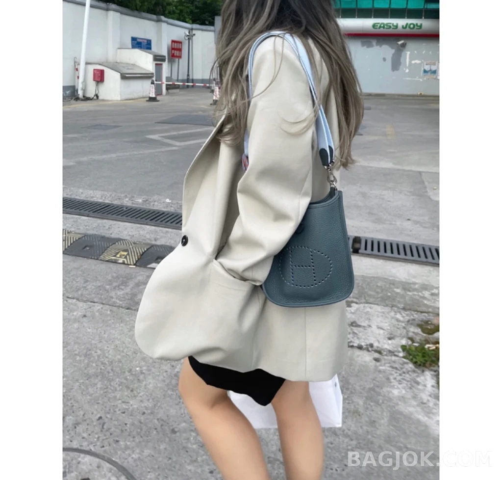 에르메스 Hermes 에블린 18 TC 카프스킨 ver.2 상세 이미지