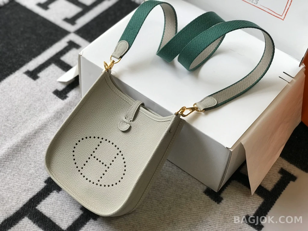에르메스 Hermes 에블린 18 TC 카프스킨 ver.3 상세 이미지