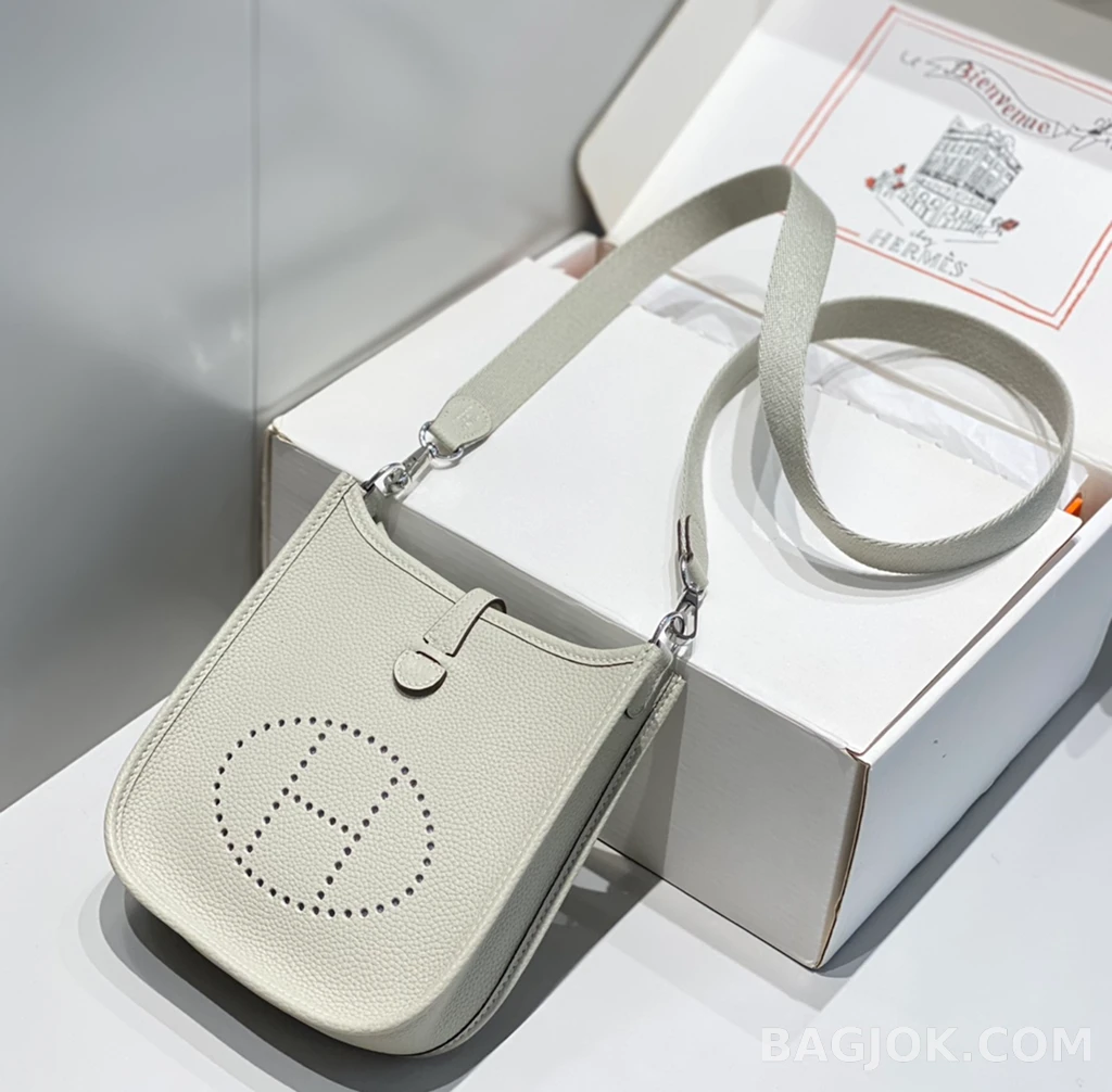 에르메스 Hermes 에블린 18 TC 카프스킨 ver.3 상세 이미지
