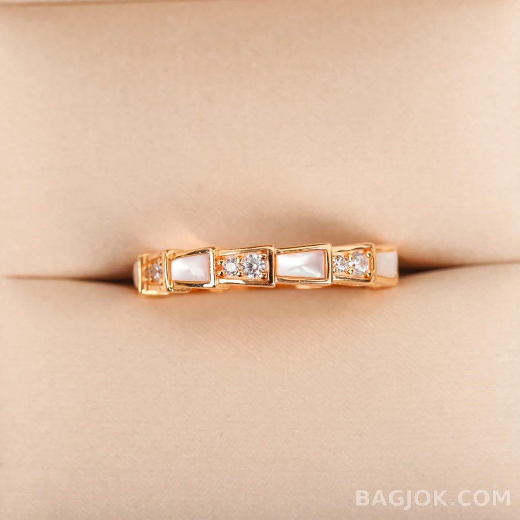 불가리 Bvlgari Serpenti 쉘 반지 상세 이미지