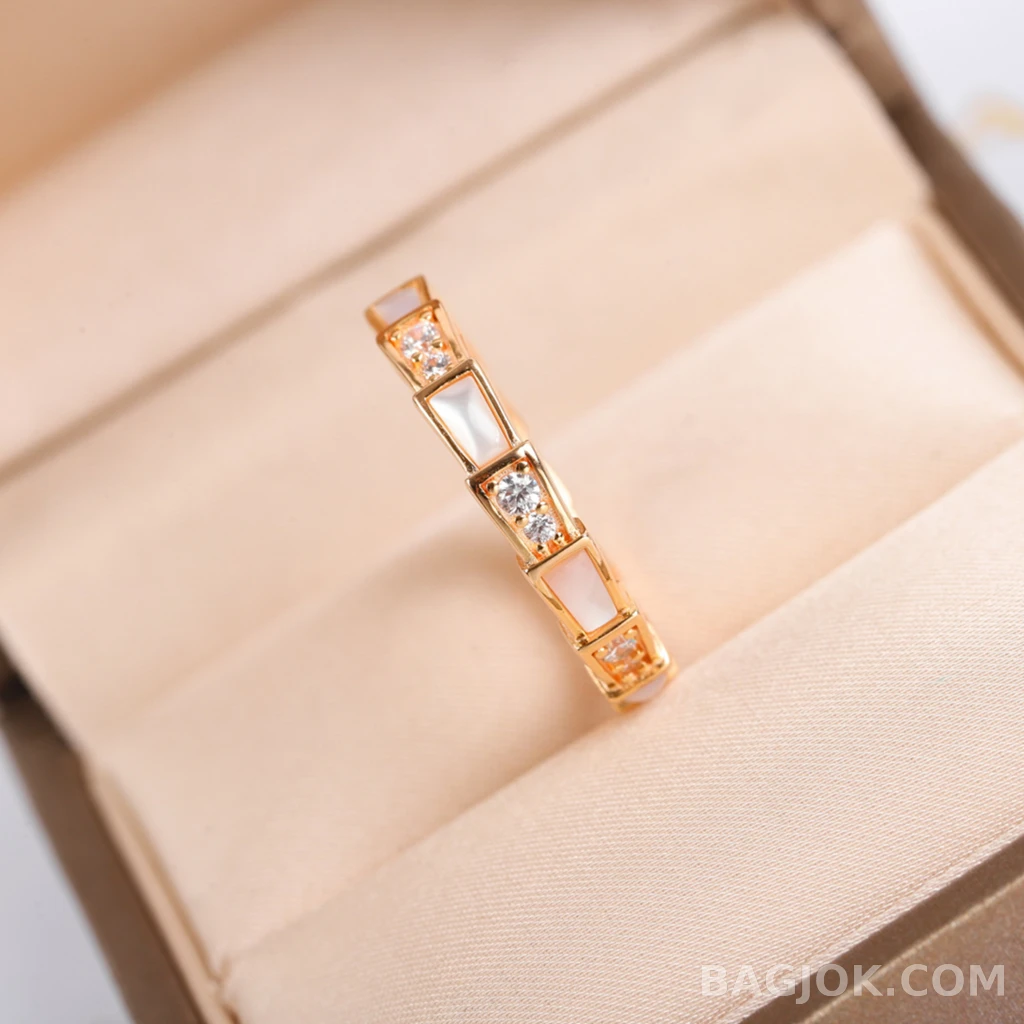 불가리 Bvlgari Serpenti 쉘 반지 상세 이미지