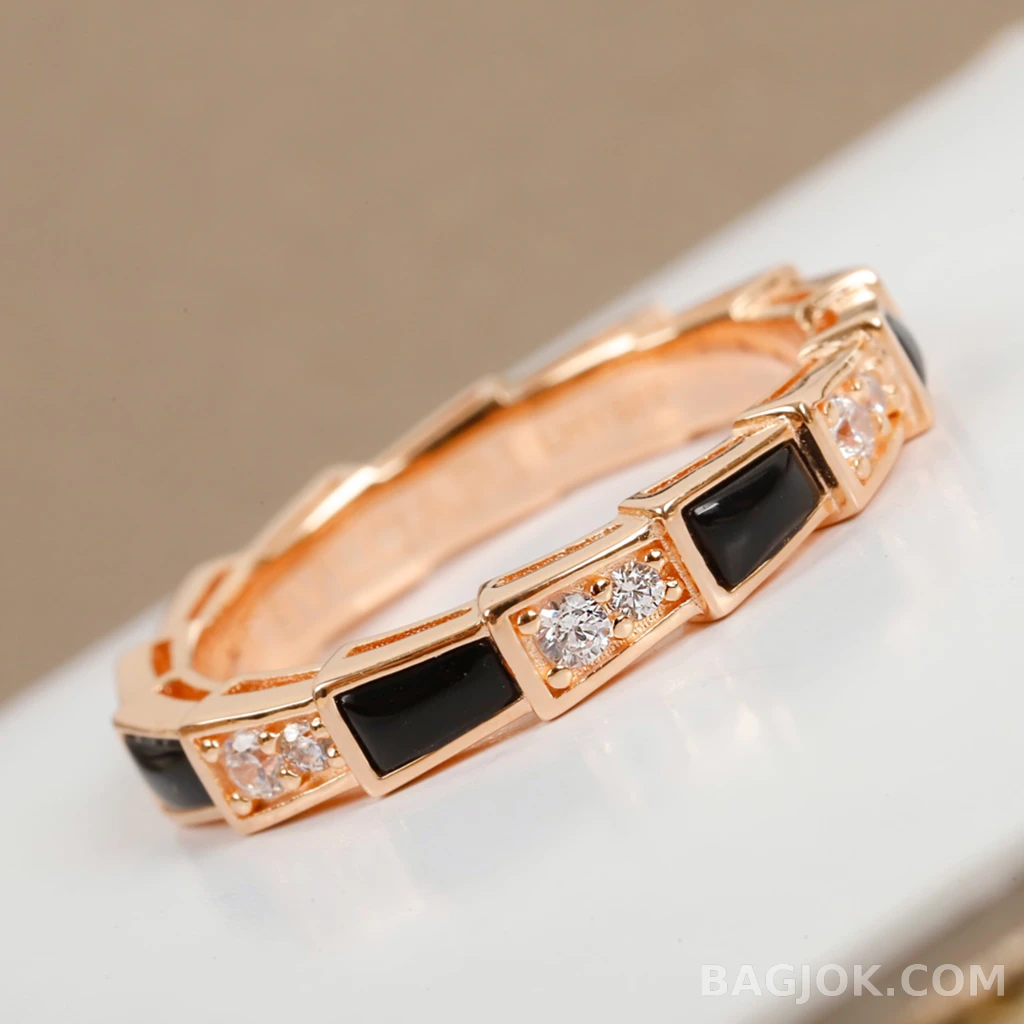 불가리 Bvlgari Serpenti 쉘 반지 상세 이미지