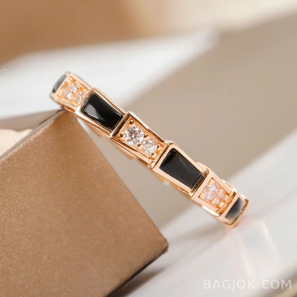 불가리 Bvlgari Serpenti 쉘 반지 상세 이미지
