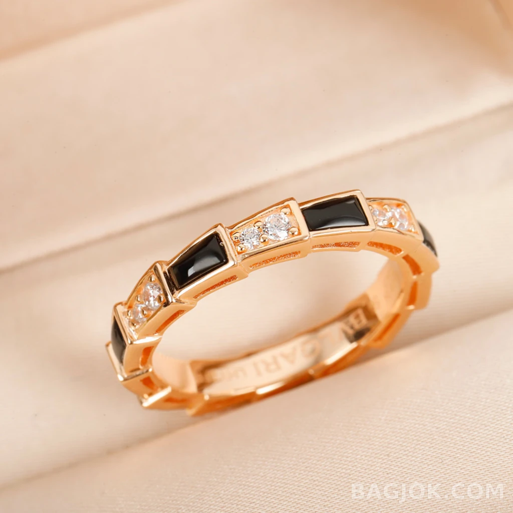 불가리 Bvlgari Serpenti 쉘 반지 상세 이미지