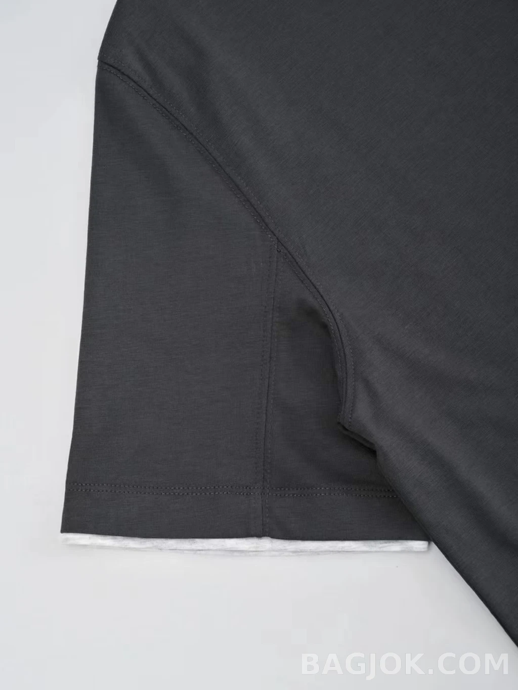 브루넬로 쿠치넬리 Brunello Cucinelli 코튼 크루넥 티셔츠 상세 이미지