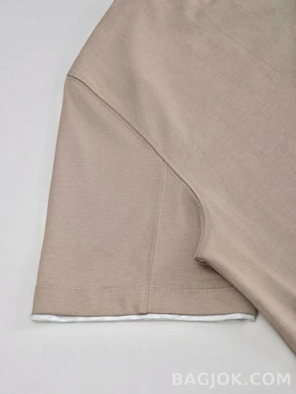 브루넬로 쿠치넬리 Brunello Cucinelli 코튼 크루넥 티셔츠 상세 이미지