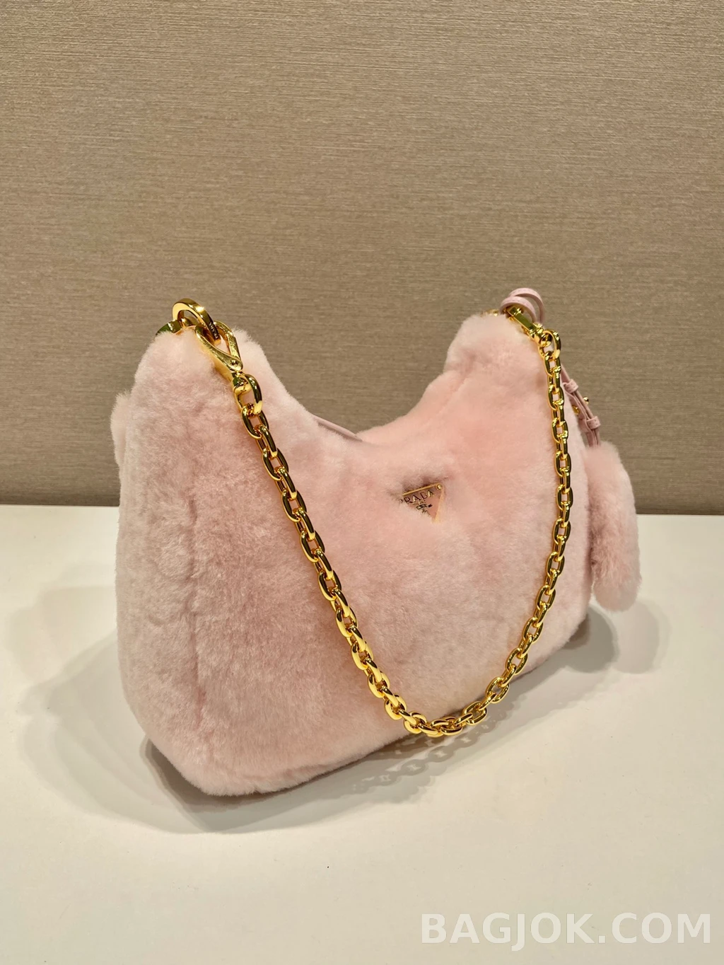 프라다 Prada 호보 퍼 백 상세 이미지