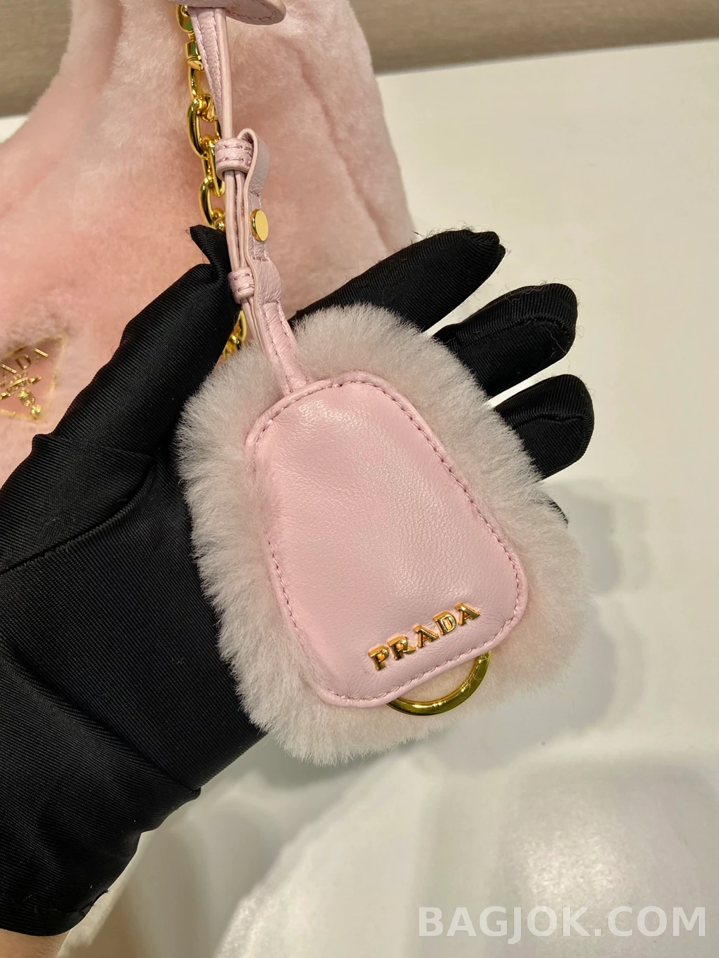 프라다 Prada 호보 퍼 백 상세 이미지