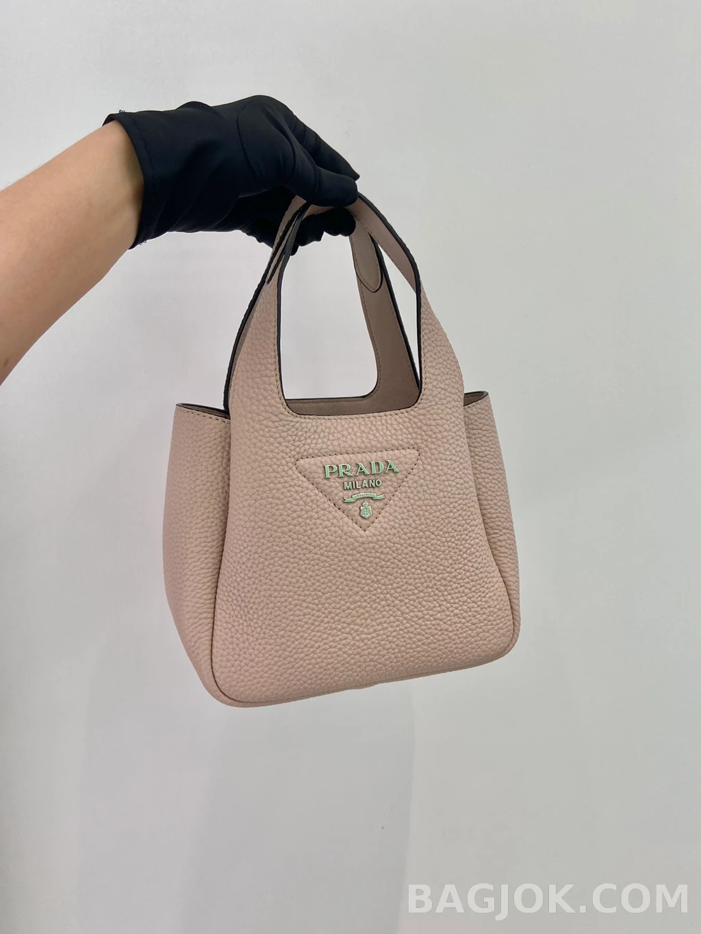 프라다 Prada 미니 바스켓 백 상세 이미지