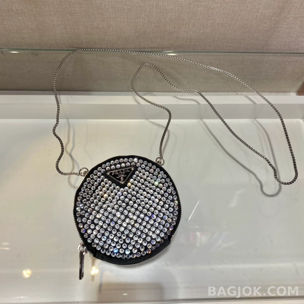 프라다 Prada 미니 라운드 코인 파우치 크리스탈 상세 이미지