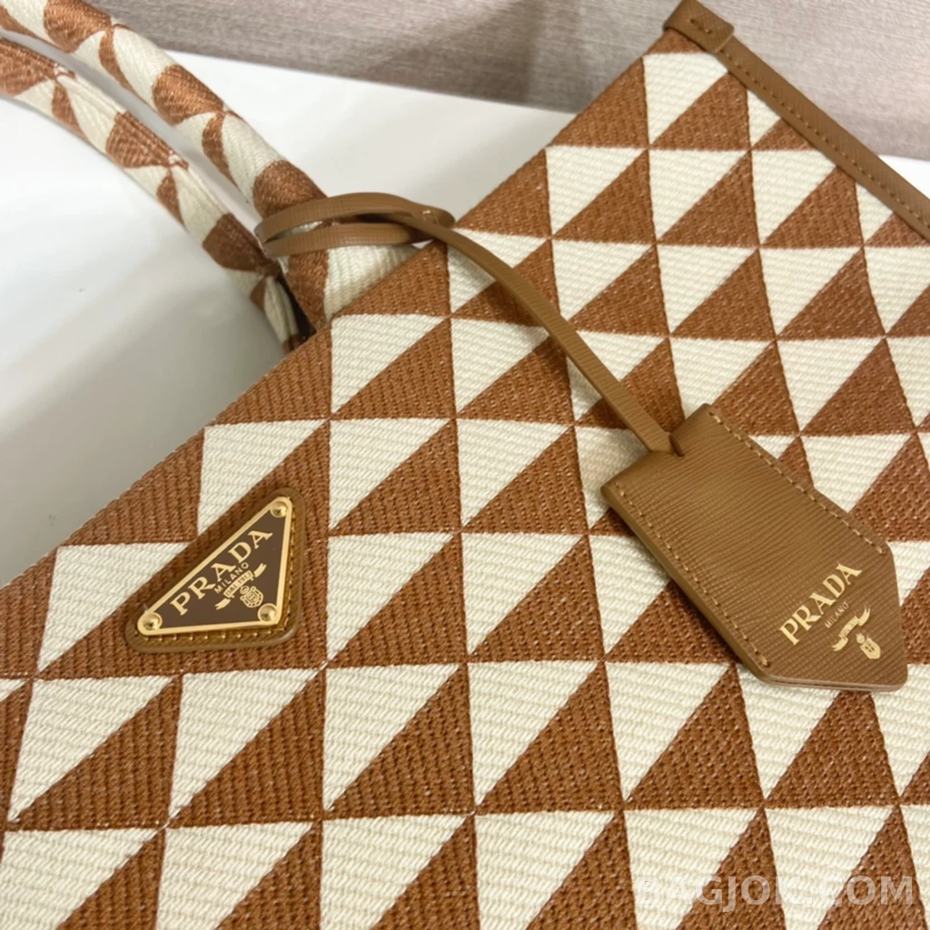 프라다 Prada 자수 패브릭 라지 토프백 사피아노 상세 이미지