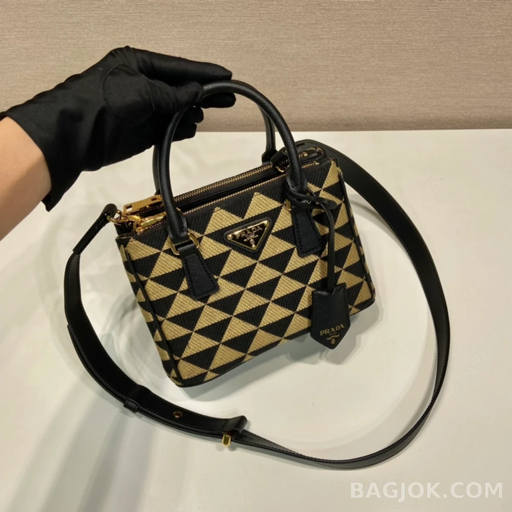 프라다 Prada 자수 패브릭 미니 갤러리아 백 사피아노 상세 이미지