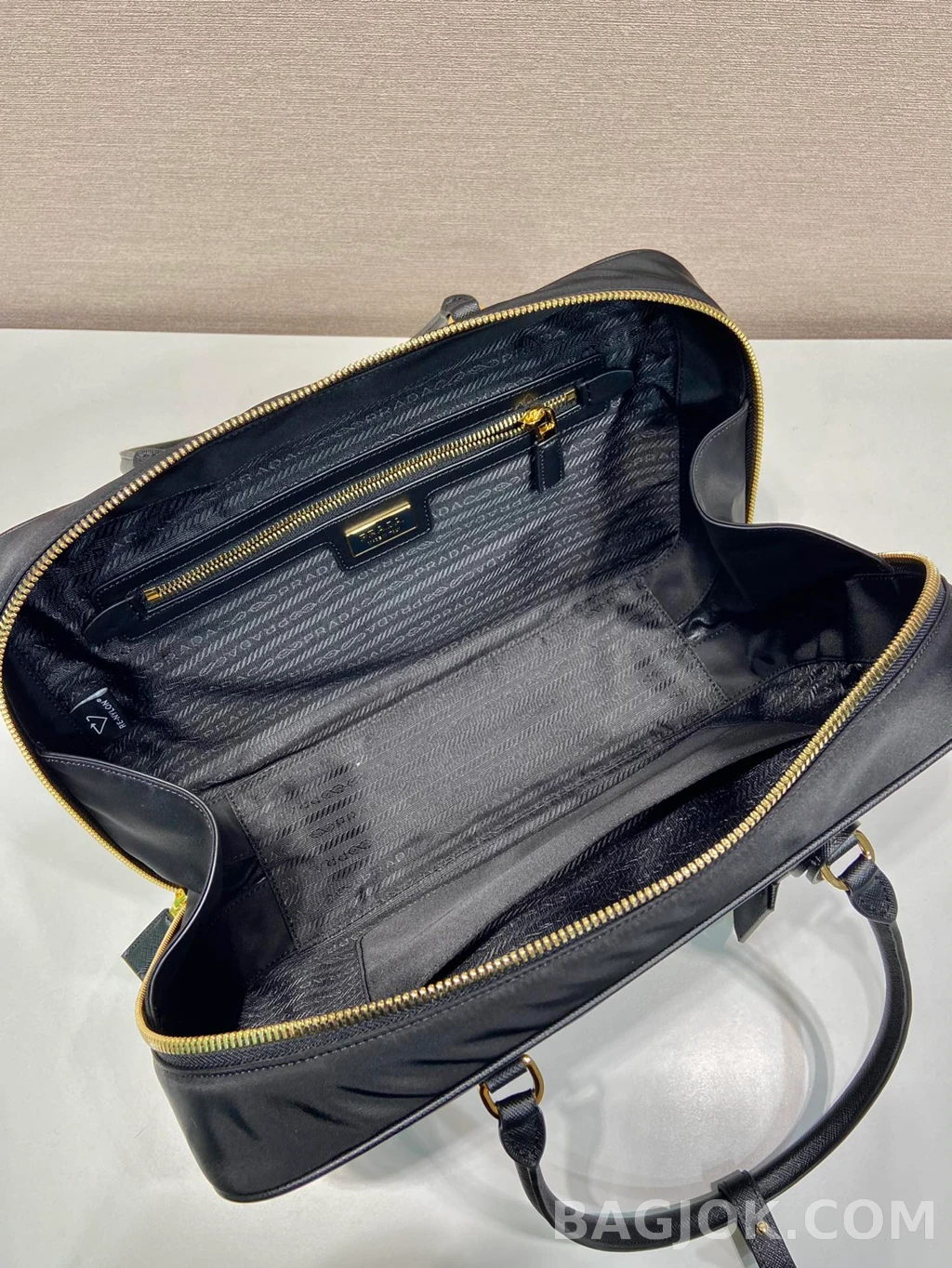 프라다 Prada 리에디션 빈티지 토트백 상세 이미지