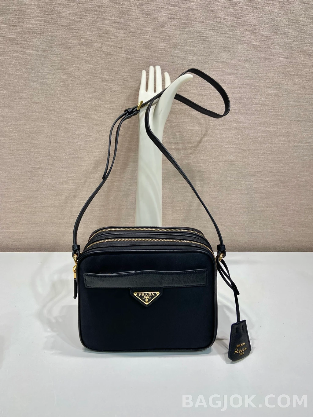 프라다 Prada 나일론X사피아노 숄더백 상세 이미지