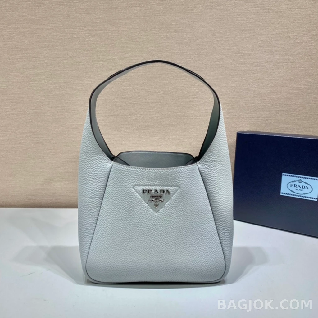 프라다 Prada 미니 버킷백 램스킨 상세 이미지