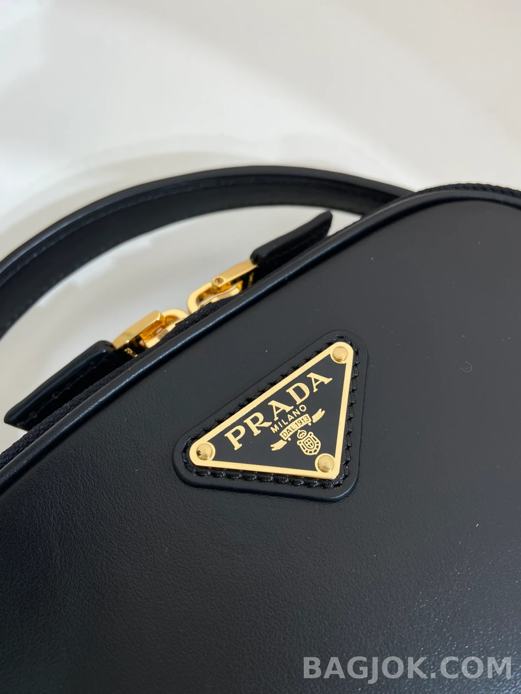 프라다 Prada 미니 탑핸들백 램스킨 상세 이미지