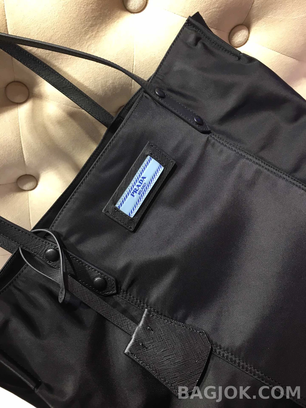 프라다 Prada 나일론 쇼퍼백 상세 이미지