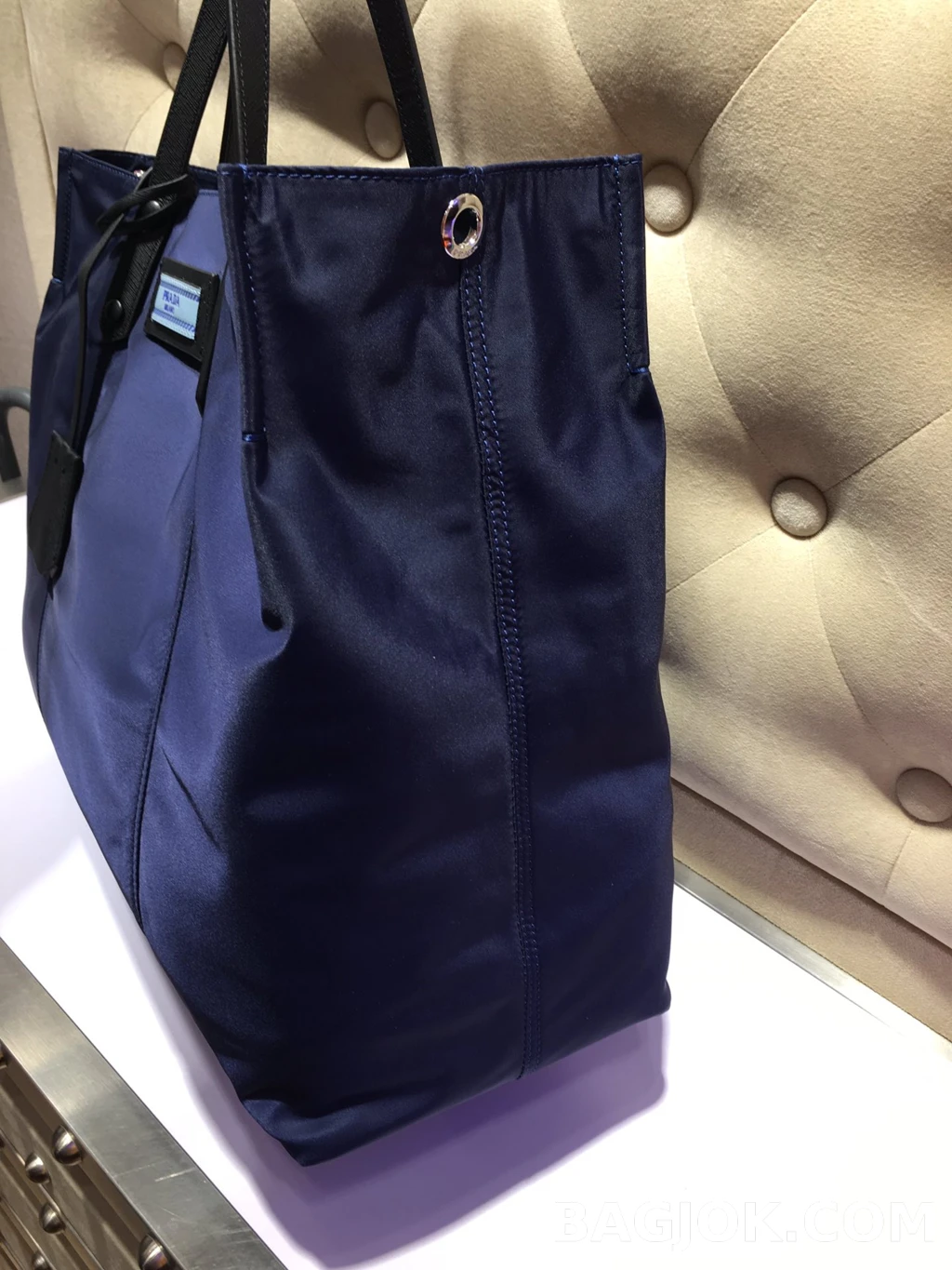프라다 Prada 나일론 쇼퍼백 상세 이미지