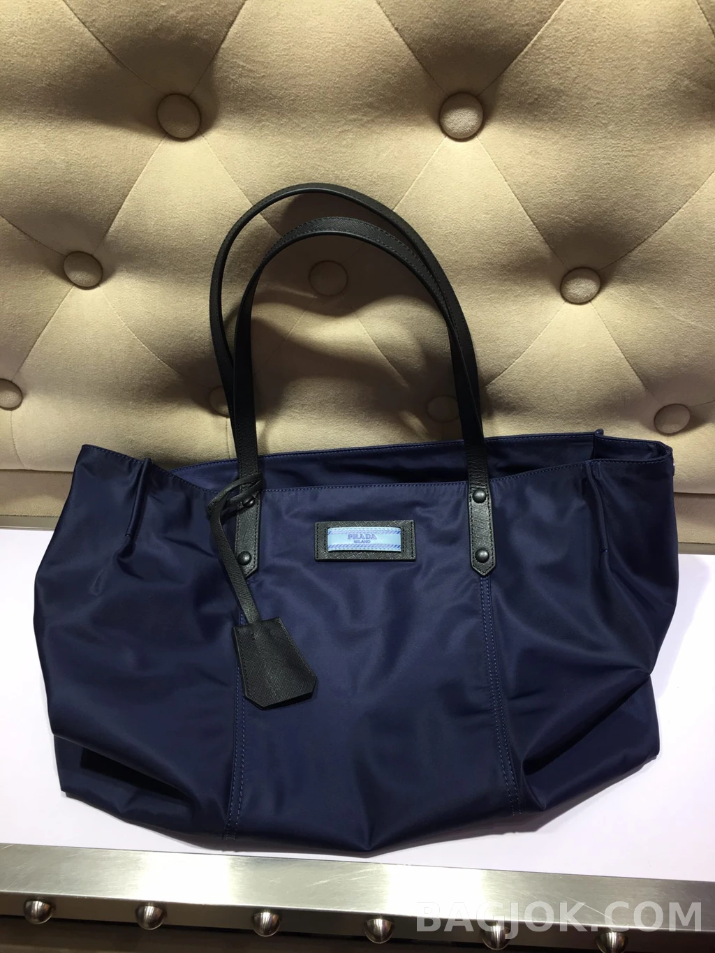 프라다 Prada 나일론 쇼퍼백 상세 이미지
