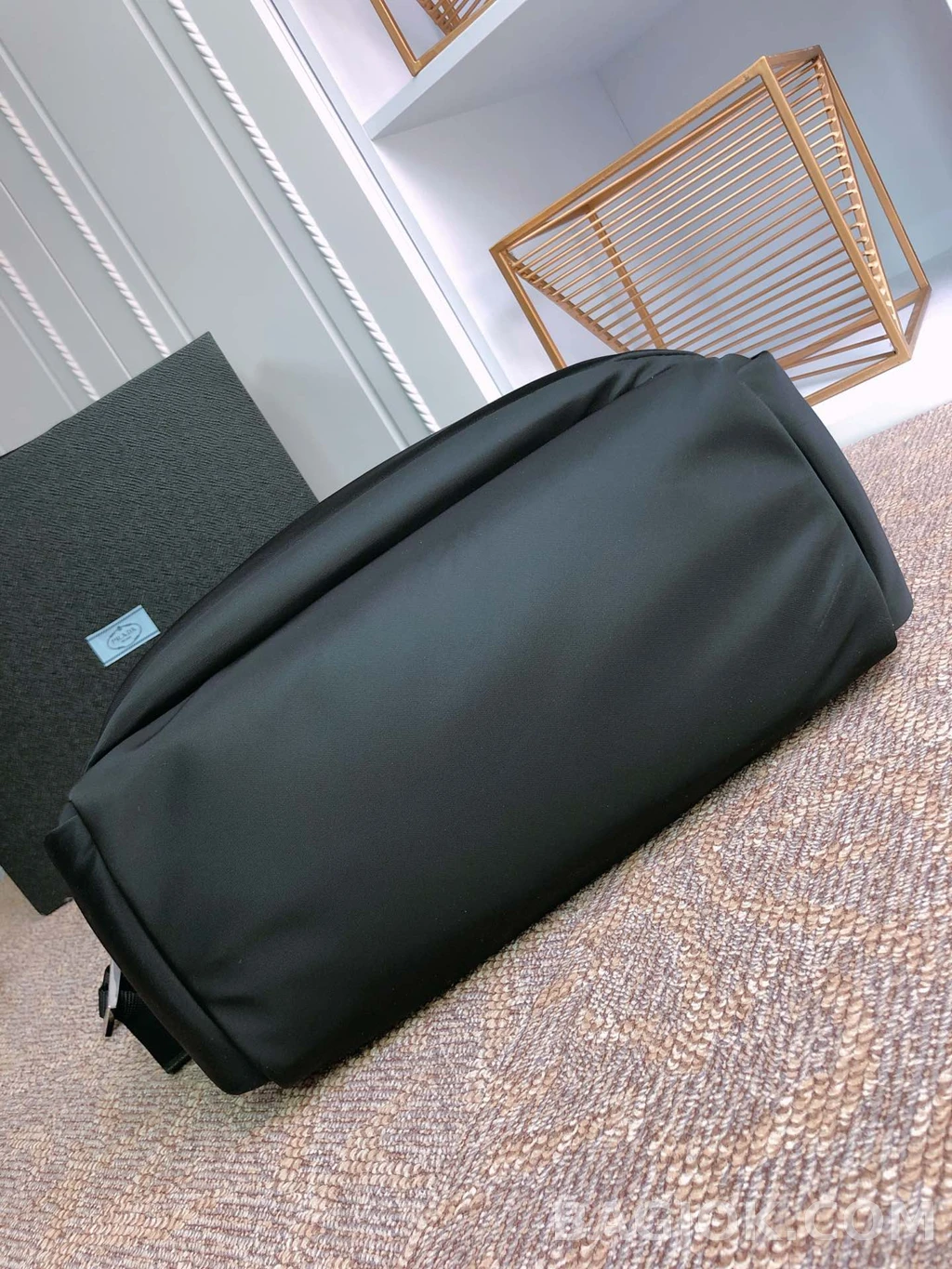 프라다 Prada 멀티포켓 나일론 토트백 상세 이미지
